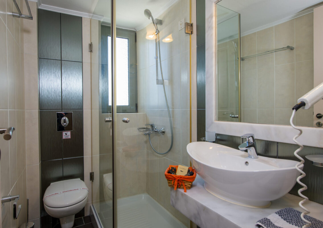 Rania Beach Hotel